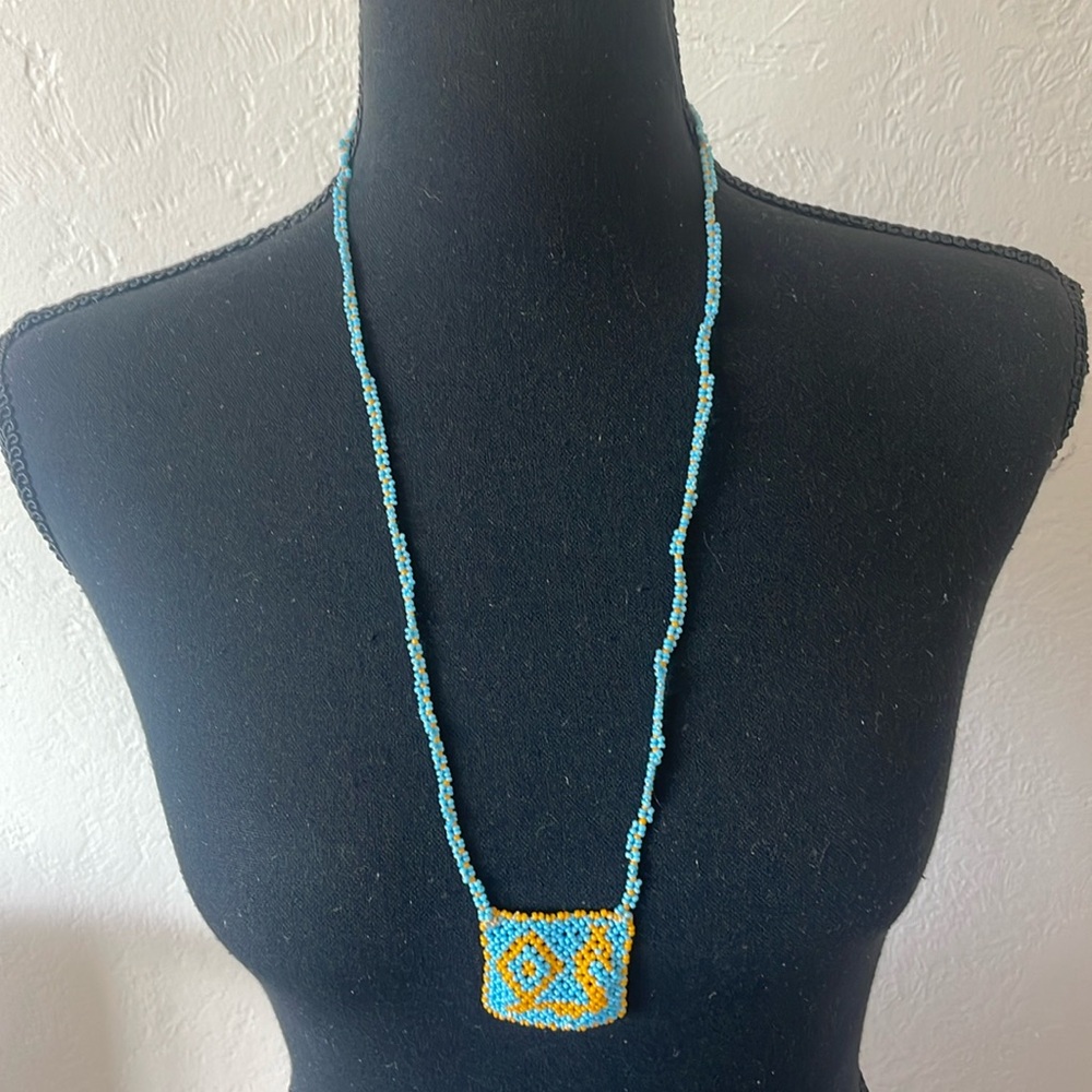 HANDMADE BEADED NATIVE AMERICAN NECKLACE